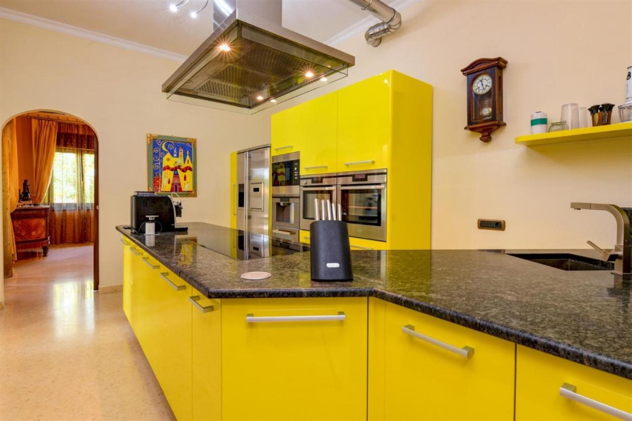 Private Luxury Villa With Pool Moniga del Garda Extérieur photo