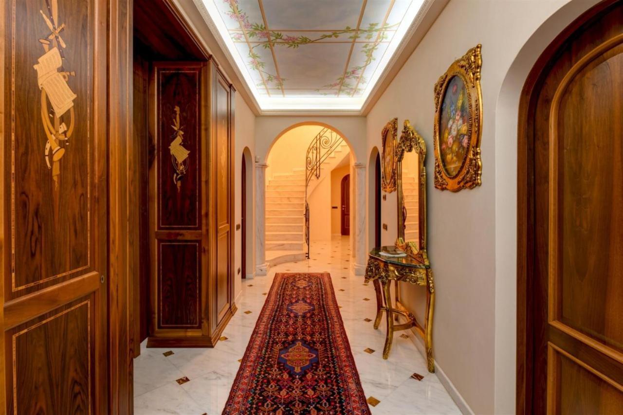 Private Luxury Villa With Pool Moniga del Garda Extérieur photo