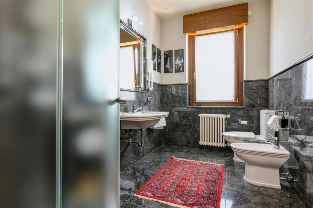Private Luxury Villa With Pool Moniga del Garda Extérieur photo