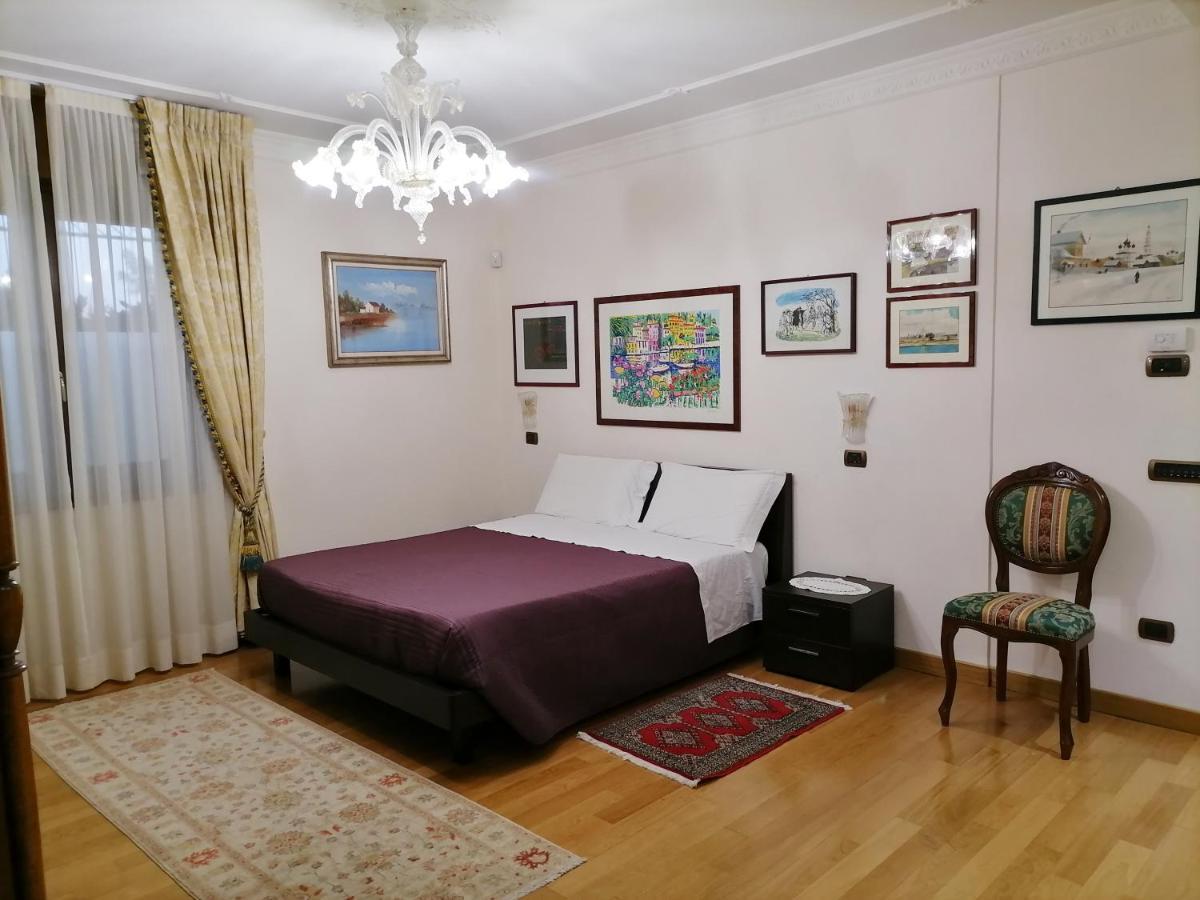 Private Luxury Villa With Pool Moniga del Garda Extérieur photo